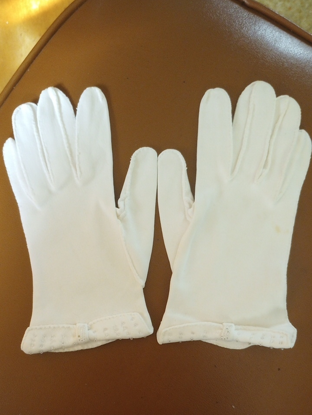 Beaded Classic Traditional Neutral Creamy White Formal Vintage Dress Gloves
